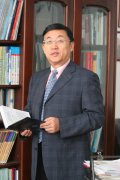 <b>是穿透时代的灯塔；以柴天助为首队教师一直正</b>